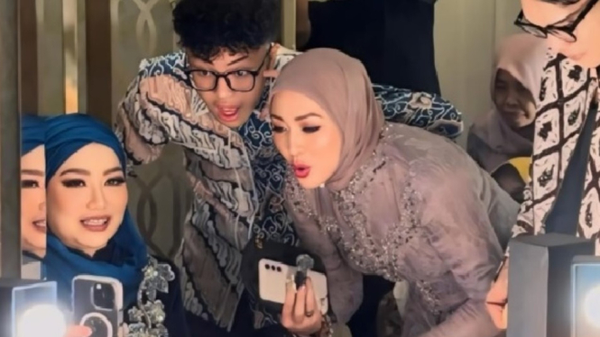 Reza Artamevia dan Angelina Sondakh