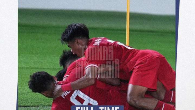 Pemain Timnas Indonesia U-16 rayakan gol
