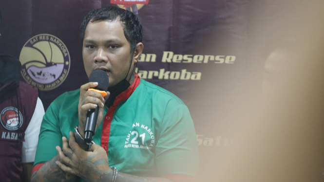 Virgoun, Rilis Terkait Narkoba di Polres Metro Jakbar