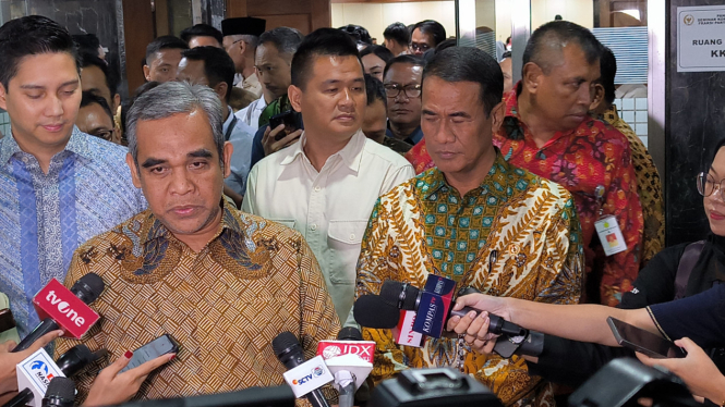 Sekjen Partai Gerindra, Ahmad Muzani di Kompleks Parlemen, Senayan, Jakarta Pusat, Selasa, 25 Juni 2024