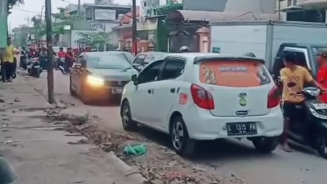 Mobil LCGC pukul mundur Honda City Hatchback