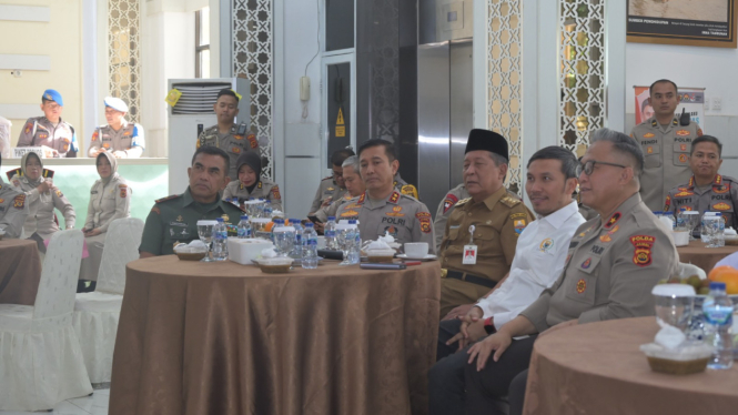 Ketua DPRD Provinsi Jambi, Edi Purwanto hadiri Grand Launching Peluncuran aplikasi pelayanan perizinan di Polda Jambi  