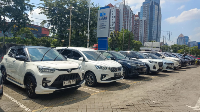 Mobil bekas di OLXmobbi Cilandak