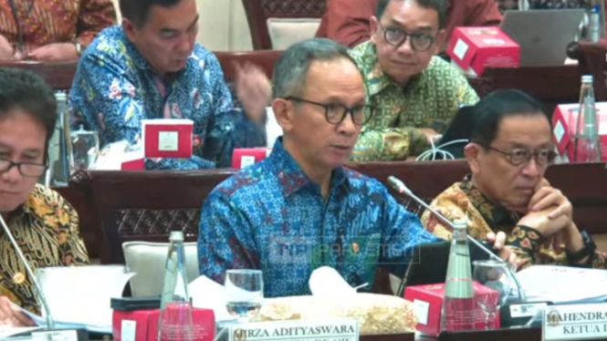 Ketua Dewan Komisioner Otoritas Jasa Keuangan (OJK), Mahendra Siregar
