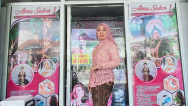 Nita Sukses Mendirikan Dua Salon Lewat Kursus Kecantikan