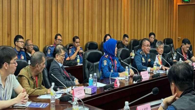 Delegasi Ditjen Bina Adwil Kemendagri bertemu dengan delegasi Tiongkok.
