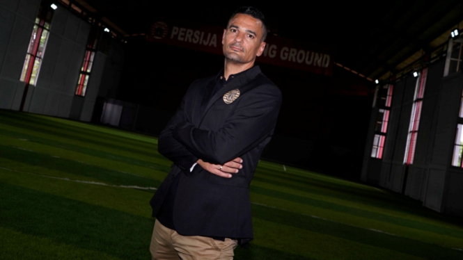 Pelatih Persija, Carlos Pena