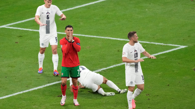 Kapten Timnas Portugal, Cristiano Ronaldo melawan Slovenia