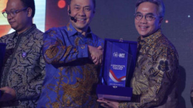 Perolehan penghargaan  Indonesia Emas Corporate Culture