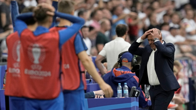 Pelatih Timnas Slovakia, Francesco Calzona
