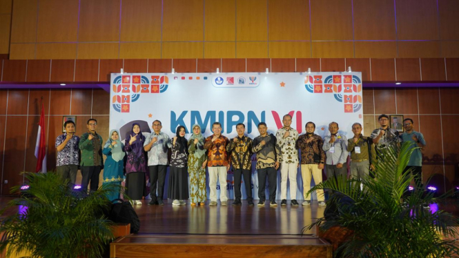 Kompetisi Mahasiswa Informatika Politeknik Nasional di PNJ