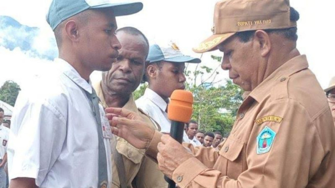 Bupati Yalimo Nahor Nekwek