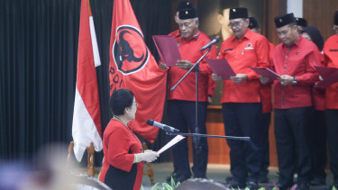 Megawati Pimpin Pelantikan di Sekolah Partai