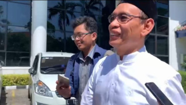 Rektor Unair Mohammad Nasih.