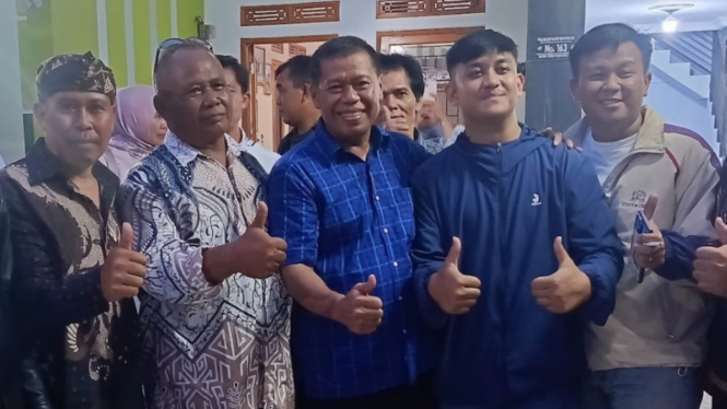 Sekretaris Daerah (Sekda) Kabupaten Majalengka Eman Suherman (tengah)