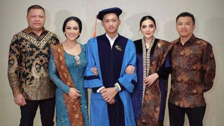TERPOPULER: Tangis KD untuk Azriel Hermansyah Pecah, Saaih Halilintar Panen Hujatan