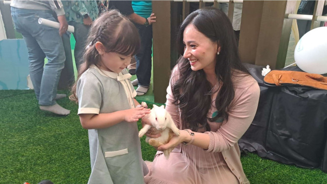 Asmirandah dan Chloe