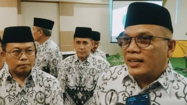 Adolf  Bastian Ketua Badan Pendidiri LLDIKTI XVII Riau (Doc: Istimewa)