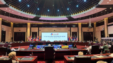Pertemuan ke-14 Tingkat Menteri Luar Negeri East Asia Summit diselenggarakan di Vientiane, Laos, pada Sabtu, 27 Juli 2024.