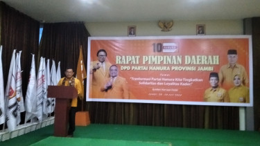 Ketua Bidang Organisasi DPP Partai Hanura, Siswandi Tarigan Saat Beri Pengarahan di Rapimda Provinsi Jambi  