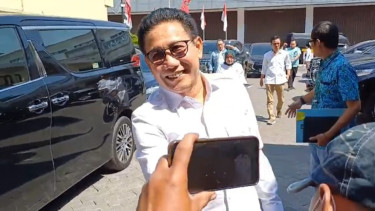 Ketua DPW PKB Jatim ABdul Halim Iskandar di Markas Polda Jatim di Surabaya.