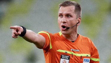 Wasit asal Polandia, Bartosz Frankowski