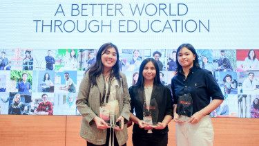 3 Mahasiswa Raih Beasiswa Ratusan Juta di Kompetisi Pelajar Internasional.