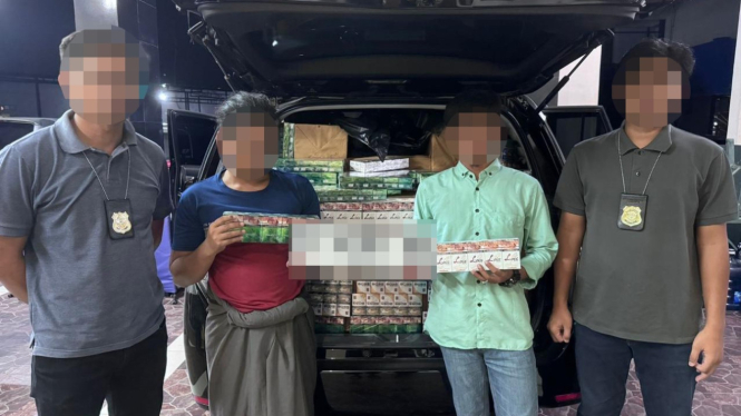Bea Cukai sarana pengangkut yang memuat rokok ilegal