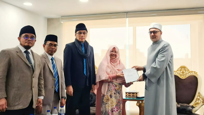 VIVA Edukasi: Santri Pesantren Diniyyah Puteri Bisa Masuk Al Azhar Tanpa Tes