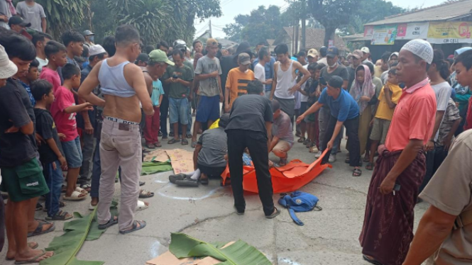 Dua pelajar tewas terlindas truk di Bogor