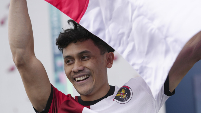 Veddriq Leonardo Medali Emas Perdana Indonesia di Olimpiade 2024