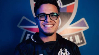 Ragnar Oratmangoen bergabung dengan FC Dender