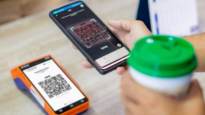 pantau pemasukan mudah dengan voice notif di BRIMerchant dari BRI