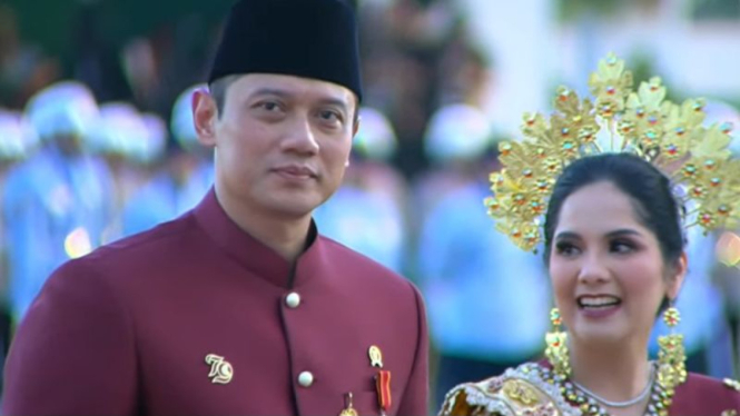 AHY dan sang istri Anisa Pohan saat upacara HUT RI di IKN.