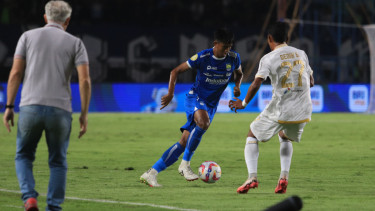 Duel Persib Bandung vs Arema FC