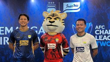 Jersey Persib untuk Mengarungi AFC Champions League 2 (foto: Dede Idrus) 