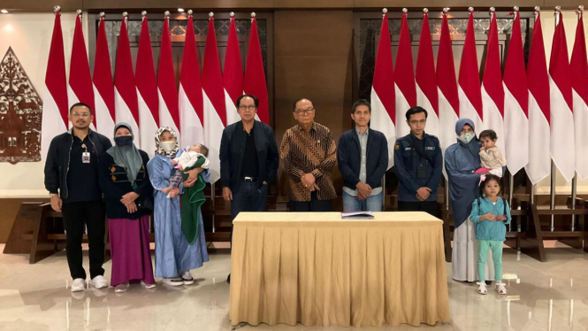 Wantimpres Pulangkan 3 WNI Beserta 3 Anaknya Dari Arab Saudi (Doc: Istimewa)
