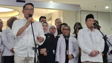 Bakal cagub dan cawagub Jakarta, Ridwan Kamil (RK)-Suswono selesai menjalani pemeriksaan kesehatan.