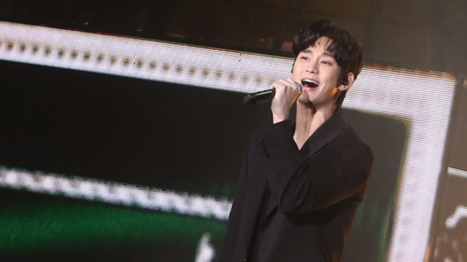 Kim Soo Hyun, Asia Tour in Jakarta, Eyes On You