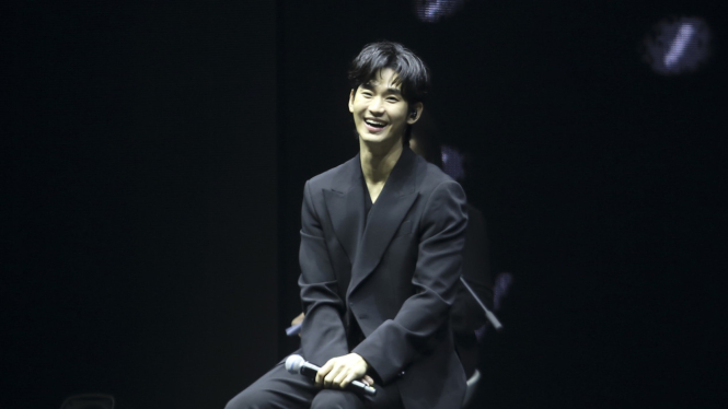 Kim Soo Hyun, Asia Tour in Jakarta, Eyes On You