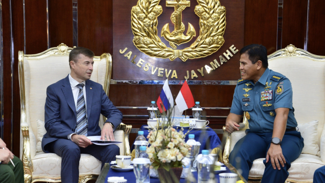 VIVA Militer: KSAL Laksamana TNI Muhammad Ali menerima Dubes Federasi Rusia