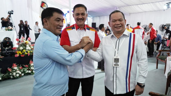 Cagub Sulawesi Utara Elly Engelbert Lasut.