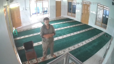Aksi Pura-pura Salat, Pria Ini Curi Uang Infak di Masjid