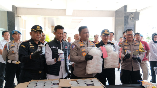 Barang kiriman modus penyelundupan narkoba