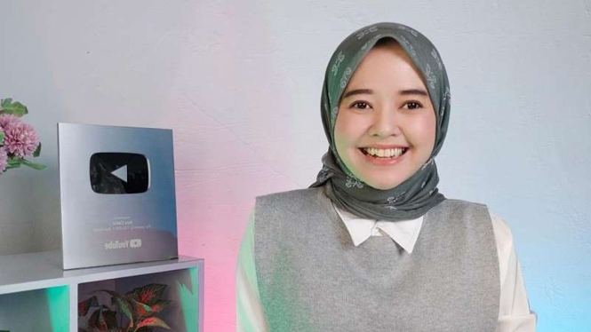 Affiliator, Ayu Catur