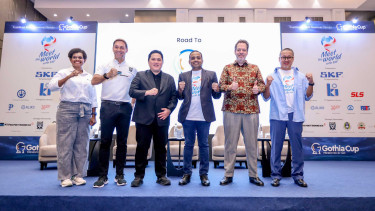 Ketum PSSI saat hadiri road to Meet The World With SKF
