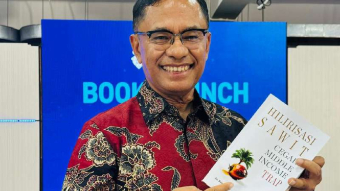 Saleh Husin.