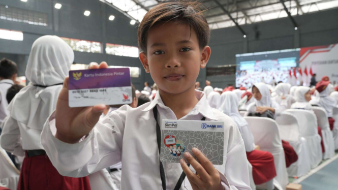 Ilustrasi penerima bantuan PIP
