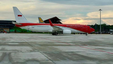 Pesawat Kepresidenan Uji Coba di Bandara Nusantara VVIP IKN