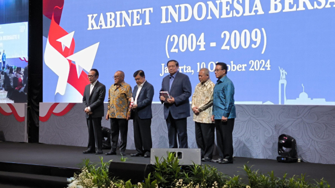 SBY Hadiri acara peluncuran buku bertajuk 'Perjalanan dan Pencapaian Kabinet Indonesia Bersatu I (2004-2009)'